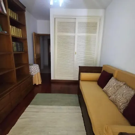 Appartement House In The Forum With Garage Aveiro